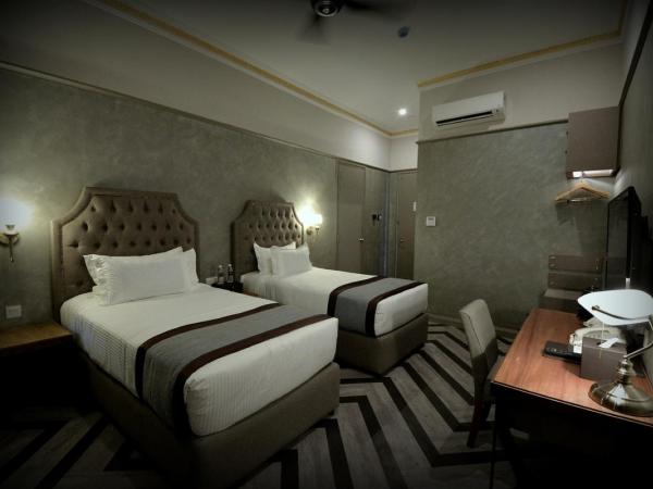1969 Business Suites @ Ipoh Garden : photo 6 de la chambre hébergement premier lits jumeaux