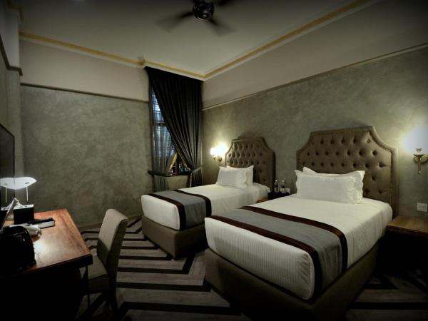 1969 Business Suites @ Ipoh Garden : photo 4 de la chambre hébergement premier lits jumeaux