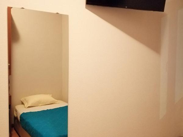 Residencia Vale Formoso : photo 7 de la chambre chambre quadruple