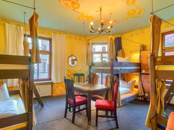 Hostel Lollis Homestay Dresden : photo 1 de la chambre lit dans dortoir 6 lits