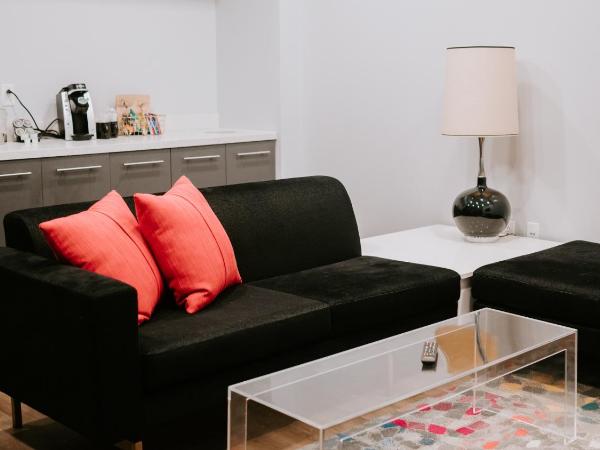 Hotel Indigo - St. Louis - Downtown, an IHG Hotel : photo 2 de la chambre suite lit king-size – non-fumeurs