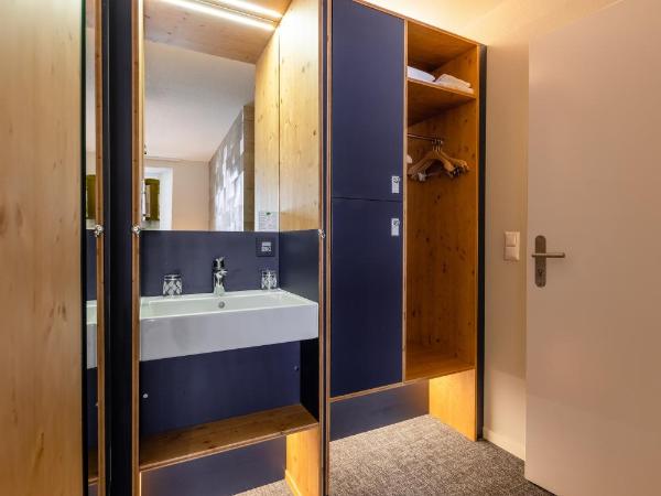 Villars Lodge : photo 2 de la chambre chambre familiale classique avec lits superposés