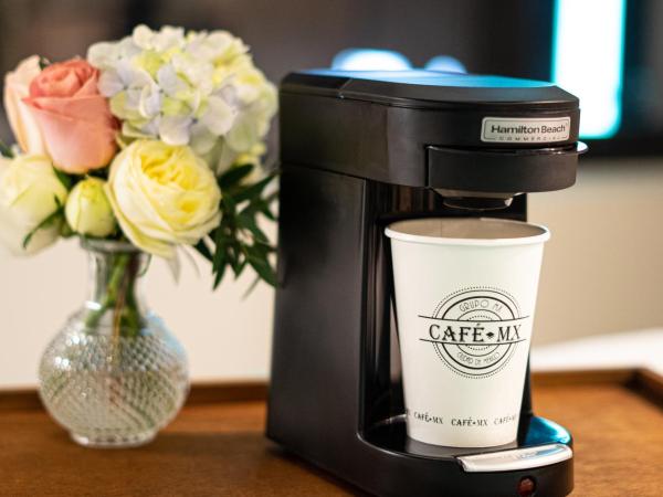 Hotel Punto MX : photo 1 de la chambre chambre double avec salle de bains privative