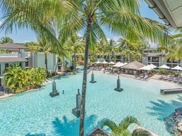 Luxury Apartments at Temple Resort and Spa Port Douglas : photo 3 de la chambre two-bedroom penthouse with rooftop courtyard