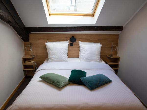 Hotel Vauban : photo 1 de la chambre chambre familiale