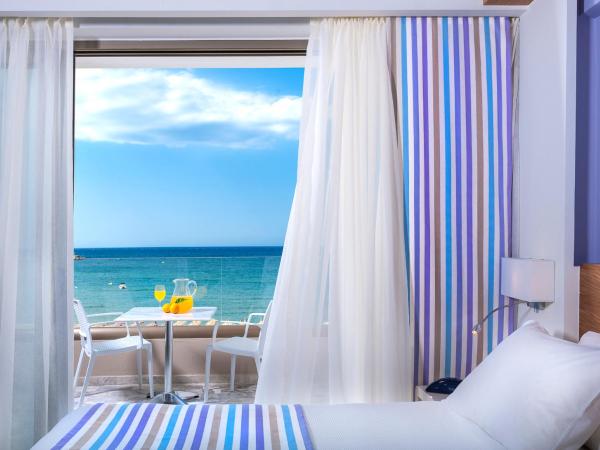 Ilios Beach Hotel Apartments ADULTS ONLY : photo 7 de la chambre studio supérieur - vue sur mer