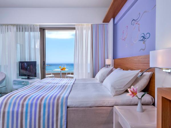 Ilios Beach Hotel Apartments ADULTS ONLY : photo 2 de la chambre studio supérieur - vue sur mer