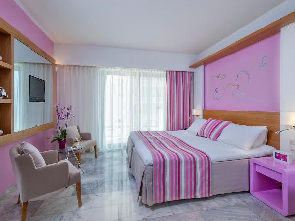 Ilios Beach Hotel Apartments ADULTS ONLY : photo 1 de la chambre studio - vue sur piscine