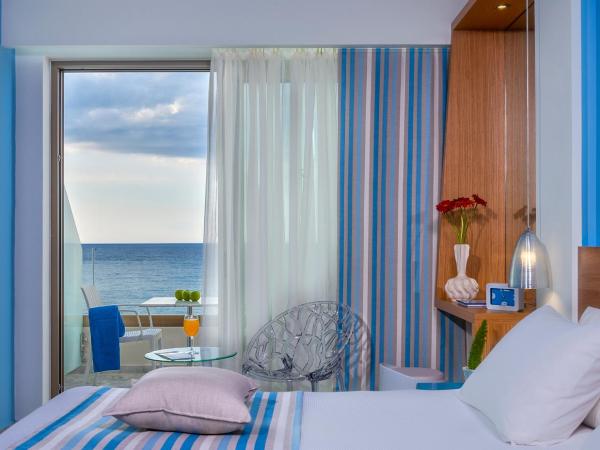 Ilios Beach Hotel Apartments ADULTS ONLY : photo 3 de la chambre studio - vue sur mer
