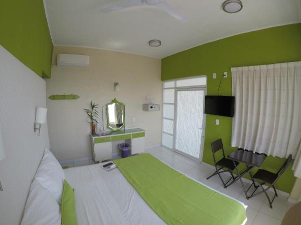 Casa Mia : photo 4 de la chambre chambre lit king-size - vue sur mer