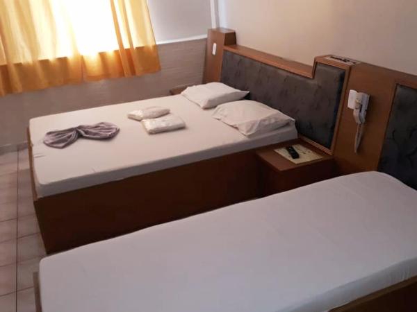 Hotel Mustang : photo 6 de la chambre chambre lits jumeaux