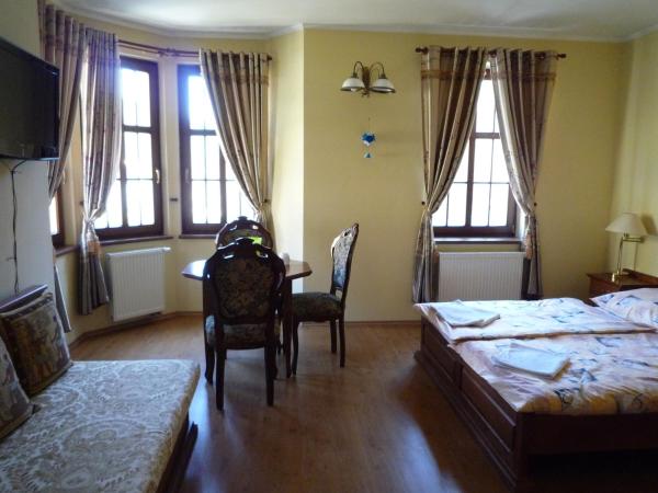Pension Robin : photo 9 de la chambre chambre quadruple premium