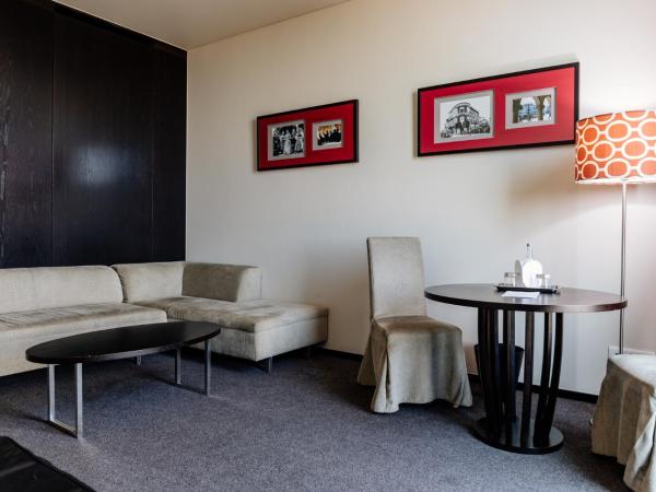 Axis Viana Business & SPA Hotel : photo 2 de la chambre suite - vue sur montagne