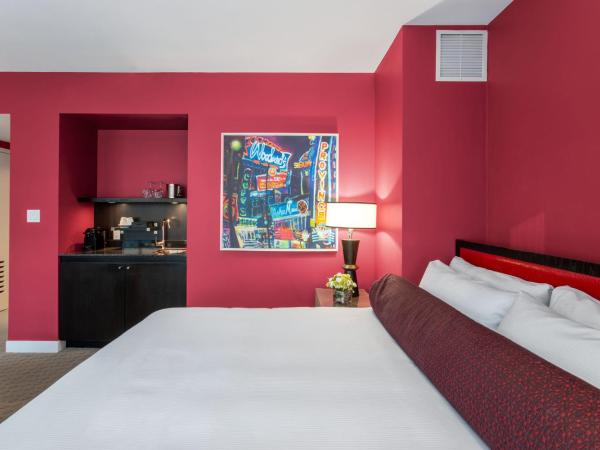 OPUS Vancouver : photo 3 de la chambre studio avec balcon