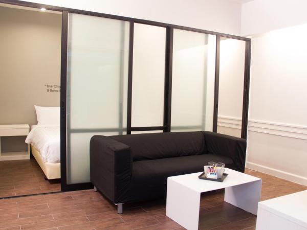 iSanook Bangkok : photo 7 de la chambre suite