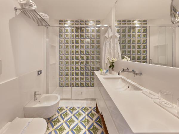 Grand Hotel Riviera : photo 4 de la chambre chambre double avec balcon