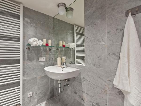 Royal Prague City Apartments : photo 8 de la chambre studio familial standard 1 chambre (3 adultes)