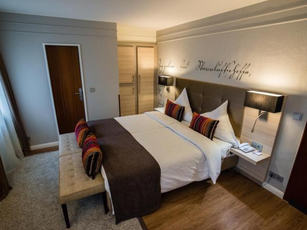 Hotel Zum Zeppelin Hamburg : photo 2 de la chambre chambre double standard