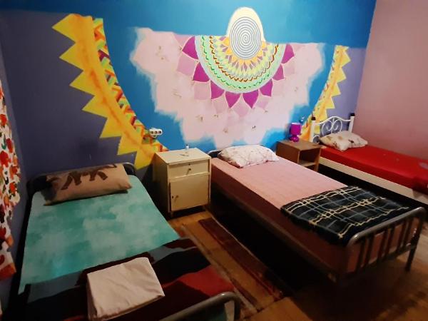 Shantihome : photo 2 de la chambre lit simple dans dortoir mixte de 3 lits