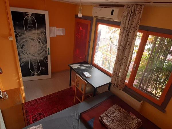 Shantihome : photo 2 de la chambre chambre double deluxe avec balcon