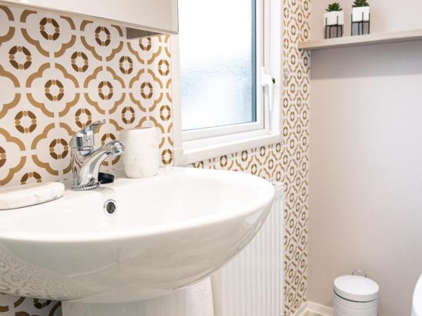 Yew Tree Lodge with Hot Tub : photo 3 de la chambre lodge