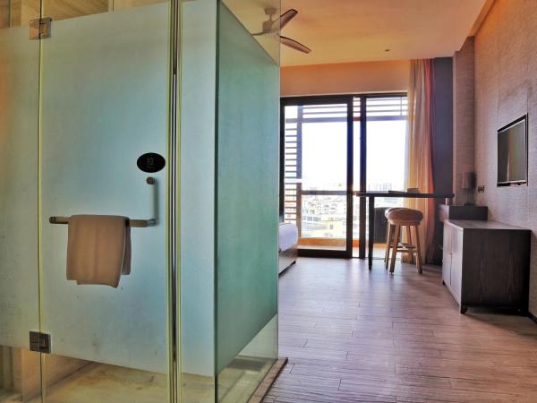 Mangrove Tree Resort World Sanya Bay- Queen Palm Towers : photo 4 de la chambre chambre lit king-size supérieure
