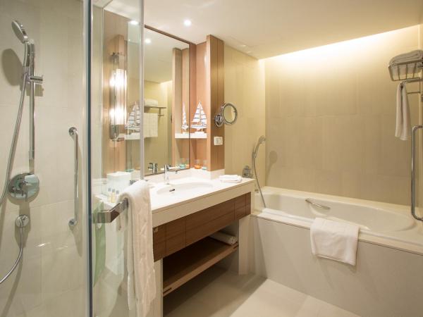 Shangri-La Qingdao - May Fourth Square : photo 8 de la chambre deluxe grand king room - city wing