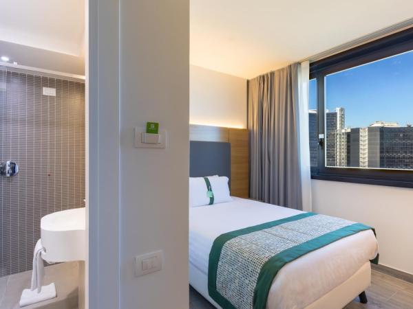 Holiday Inn Naples, an IHG Hotel : photo 8 de la chambre chambre premium 