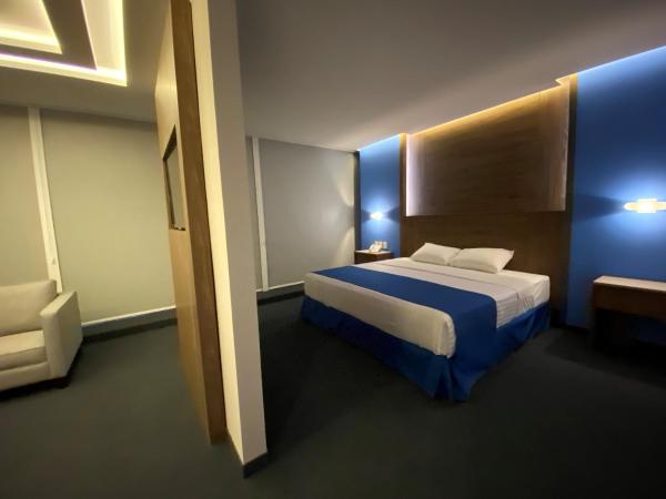 Wyndham Puebla Angelopolis : photo 3 de la chambre suite lit king-size – non-fumeurs