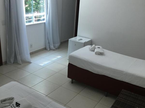 Pousada Praia João Fernandes : photo 3 de la chambre chambre familiale - vue sur jardin