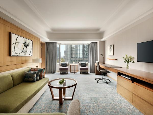 Shangri-La Qingdao - May Fourth Square : photo 9 de la chambre suite exécutive - aile ville
