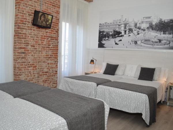 Hostal San Lorenzo : photo 1 de la chambre chambre quadruple (4 adultes)