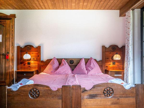Hotel Gletscherblick Grindelwald : photo 8 de la chambre chambre lits jumeaux