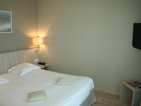 Antinéa : photo 5 de la chambre chambre double ou lits jumeaux - cour