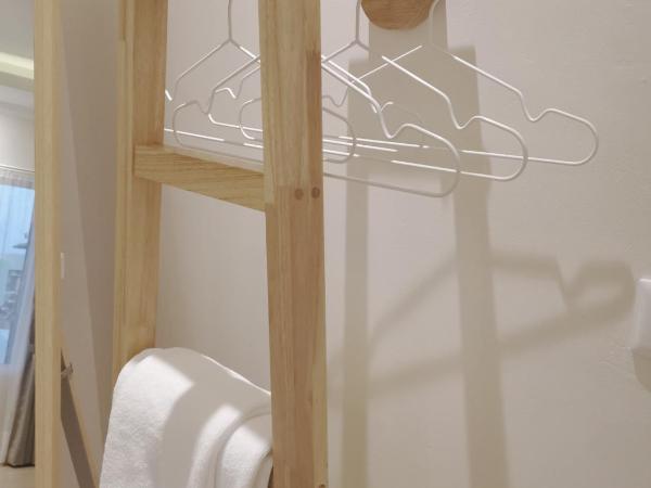 Double Bed Hotel : photo 5 de la chambre chambre lit king-size standard