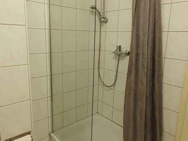 CityPark Aparthotel : photo 6 de la chambre chambre lit king-size avec balcon