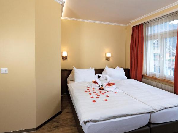 Swiss Inn & Apartments : photo 1 de la chambre chambre double