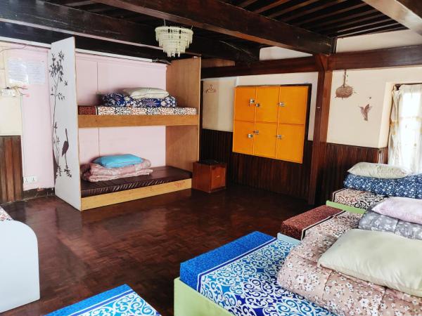 Yog Hostel : photo 1 de la chambre lit dans dortoir pour hommes