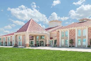 Super 8 by Wyndham Oklahoma City : photo 1 de la chambre room #18275821