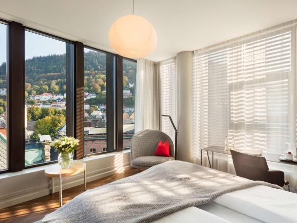 Bergen Børs Hotel : photo 1 de la chambre chambre lit king-size deluxe - vue sur ville