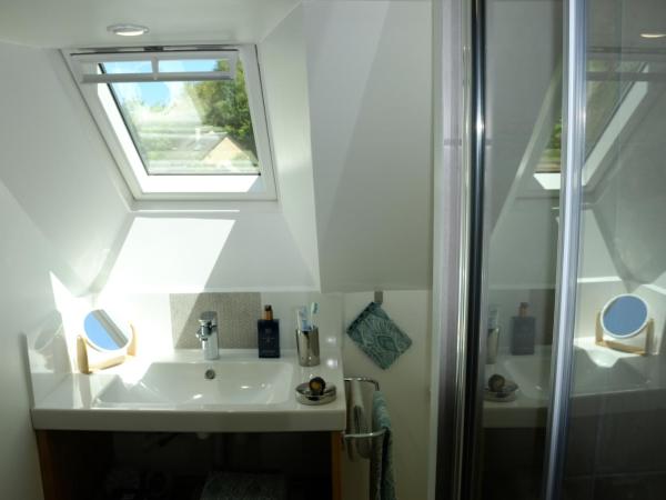 Le Clot de la Hount : photo 2 de la chambre chambre double avec salle de bains privative extérieure