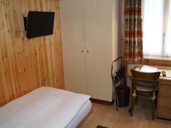 Hotel Alpina : photo 5 de la chambre chambre simple