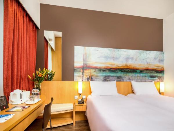 Ibis One Central - World Trade Centre Dubai : photo 7 de la chambre chambre lits jumeaux premium