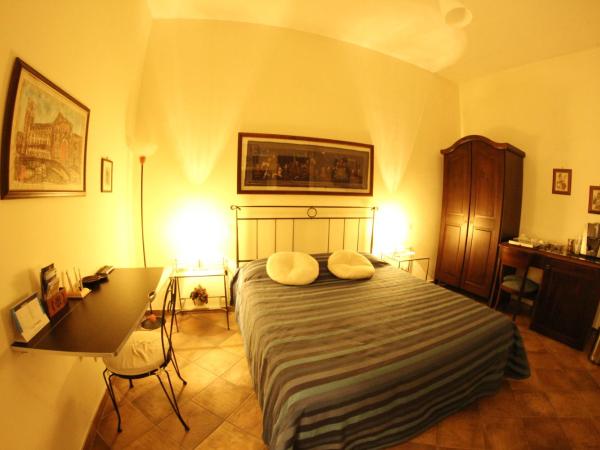 B&B Corte Barocca : photo 1 de la chambre chambre double