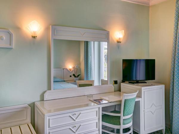 Grand Hotel Riviera : photo 1 de la chambre chambre lits jumeaux/double standard