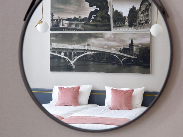 Amosa Liège City Centre Hotel : photo 1 de la chambre chambre familiale