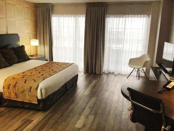 Hotel Classique : photo 4 de la chambre chambre lit king-size avec balcon