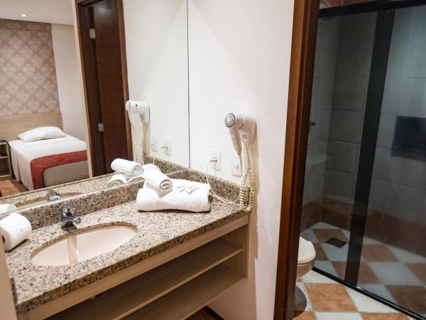 Plaza Praia Suítes : photo 6 de la chambre chambre deluxe