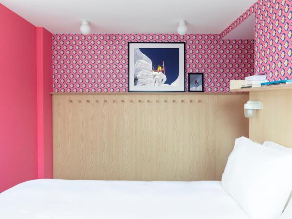 Cosmiques Hotel - Centre Chamonix : photo 8 de la chambre chambre double - 13 m2
