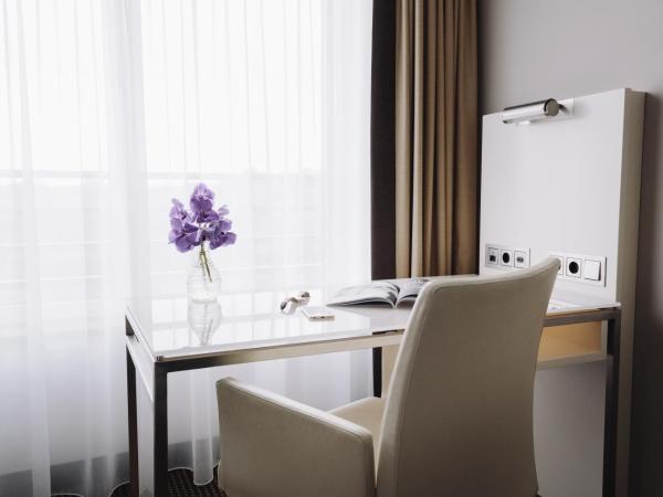 Pullman Berlin Schweizerhof : photo 4 de la chambre chambre double ou lits jumeaux supérieure